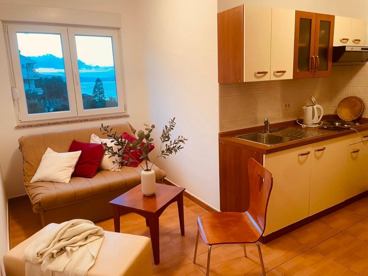 Apartments Stina Seget Vranjica Εξωτερικό φωτογραφία